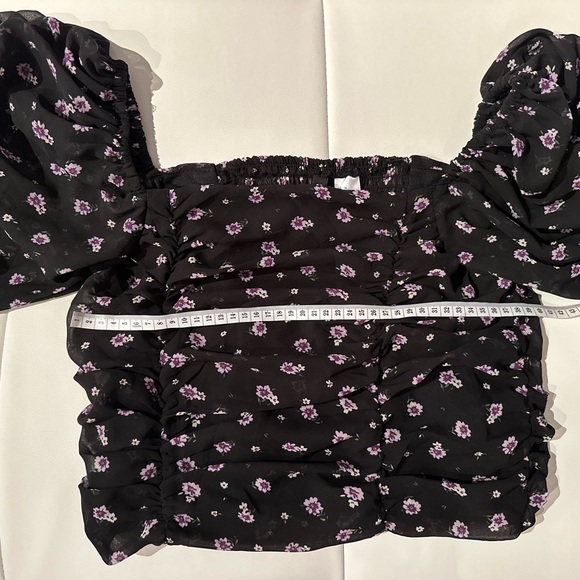 H&M Medium Top - Picture 5 of 8